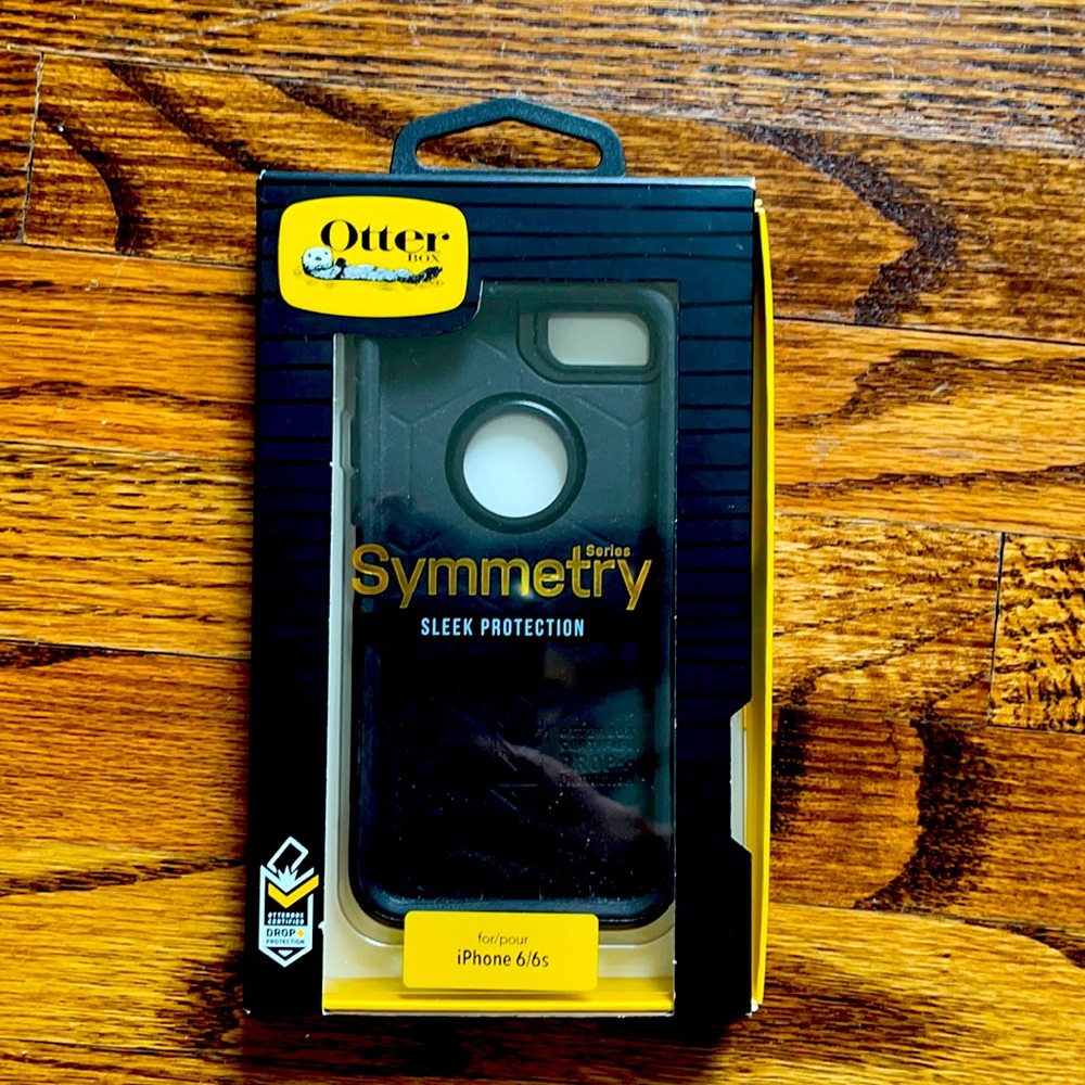 iPhone 6/6S Otter Box Case! Black